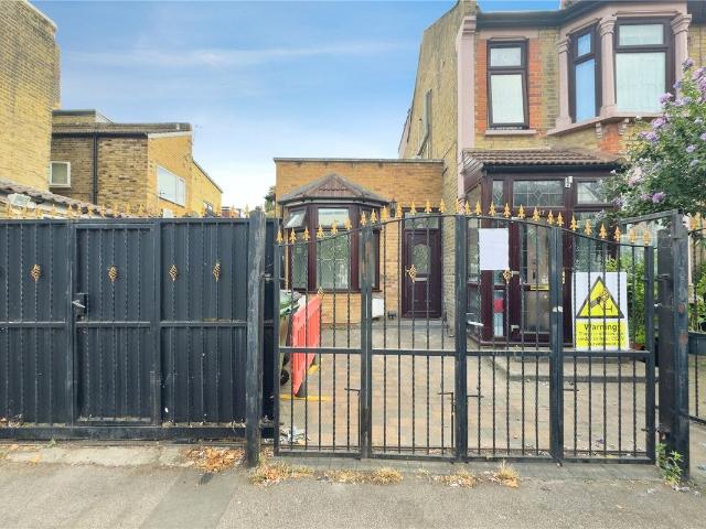Apartment for rent in Leytonstone, Greater London