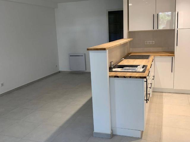 Studio location à Hautes Vallergues, Cannes