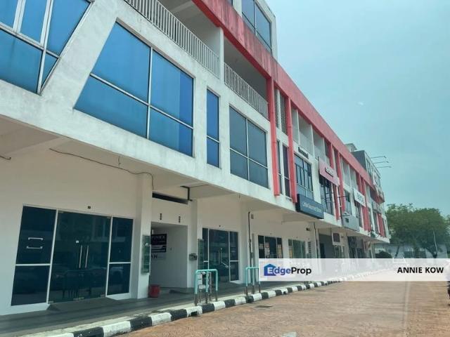 Shop for rent in Majlis Bandaraya Ipoh, Kinta