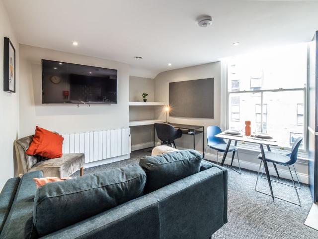 Studio for rent in Haddon, East Midlands