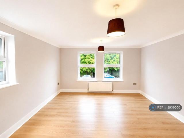 House for rent in London Borough of Croydon, Addiscombe