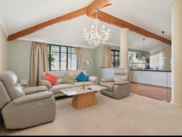 Room for rent in Cockburn, Western Australia