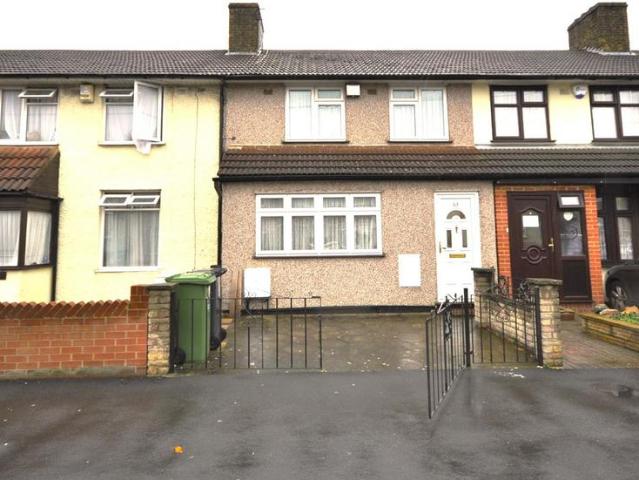 House for rent in Becontree, Greater London