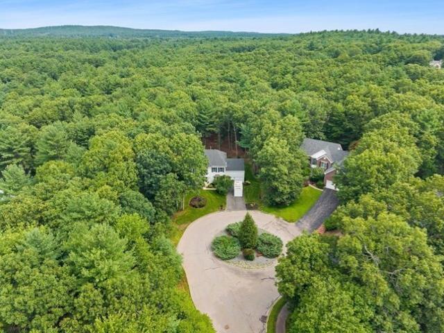 House for sale in Sharon, Norfolk County