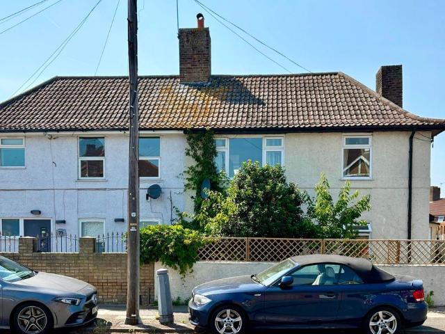 House for rent in London Borough of Merton, Merton Park