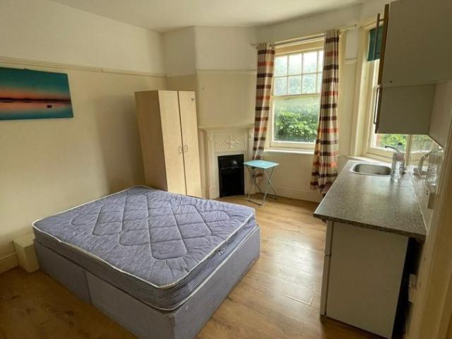 Studio for rent in Southgate, Greater London