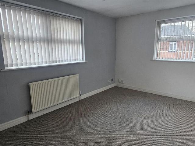 Apartment for rent in Barton upon Irwell, Salford