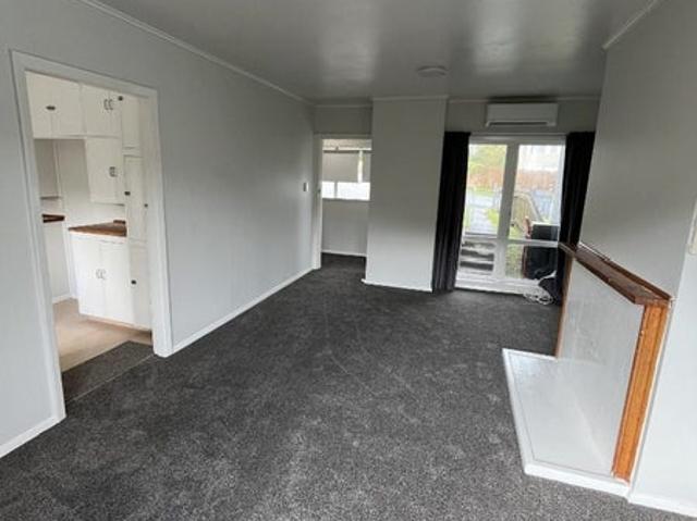 Apartment for rent in Cannons Creek, Porirua