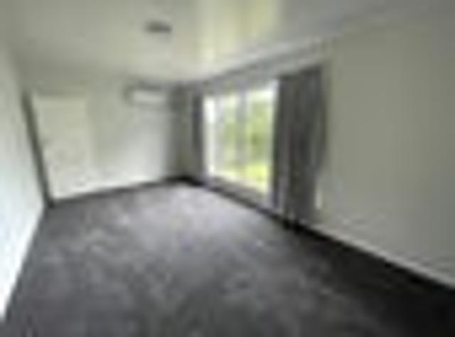Townhouse for rent in Papakaio, Wellington