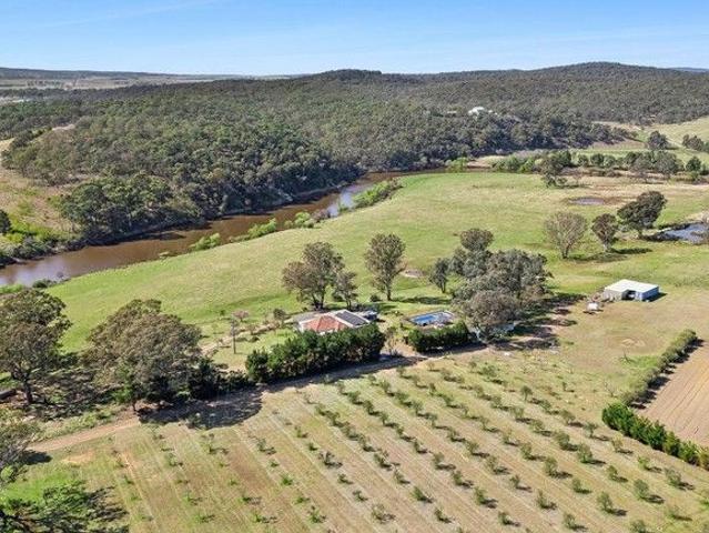 Cottage for sale in Towrang, New South Wales