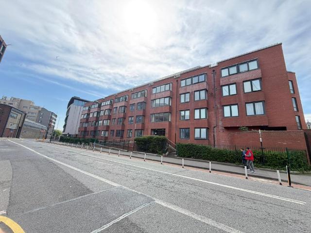 Apartment to rent in Bluebell, North Tipperary