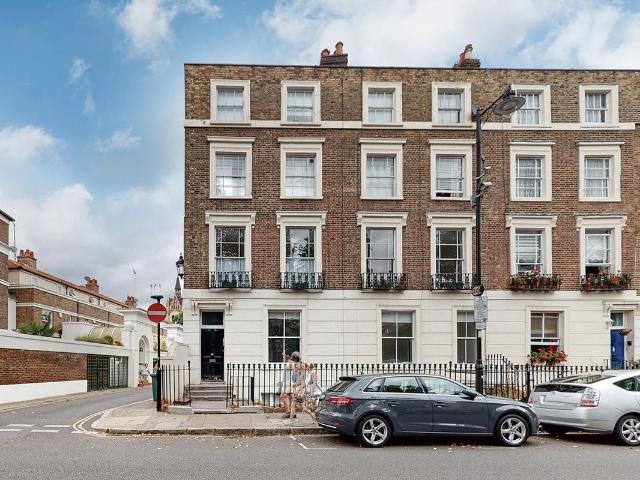 Apartment for rent in Highbury, Greater London