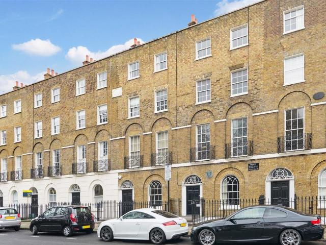 Apartment for rent in Canonbury, Greater London