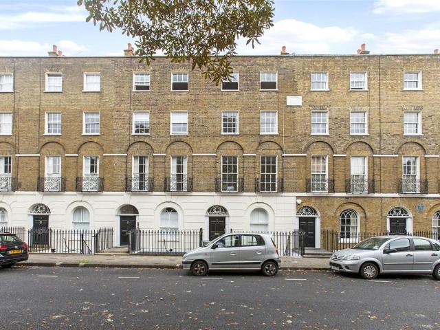 Apartment for rent in Highbury, Greater London
