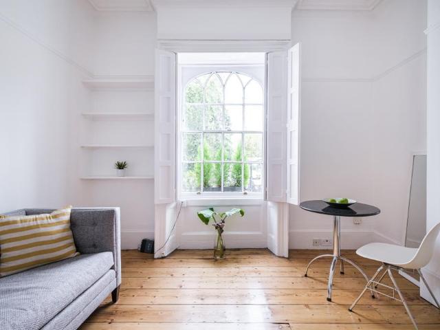 Apartment for rent in Highbury, Greater London