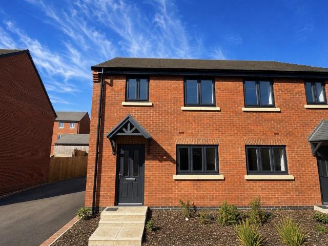 House for rent in Priors Hall Park, Weldon