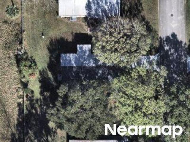 House for sale in Zellwood