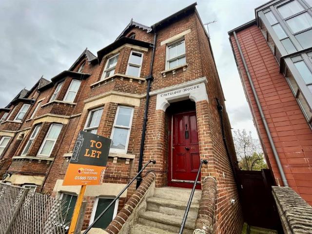 House for rent in St Clement's, The Slade
