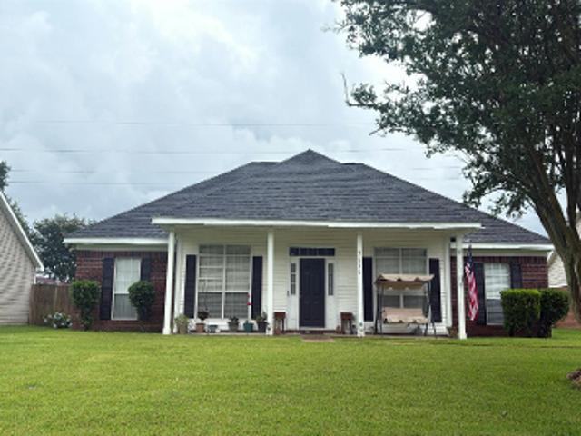 House for sale in Daphne, Alabama