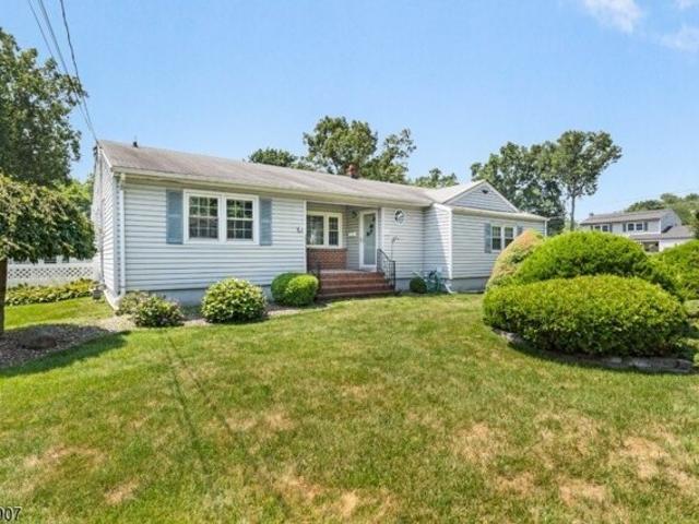 House for sale in Clark, New Jersey