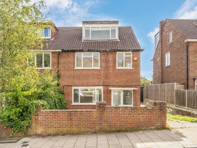 Apartment for rent in West Norwood, Greater London