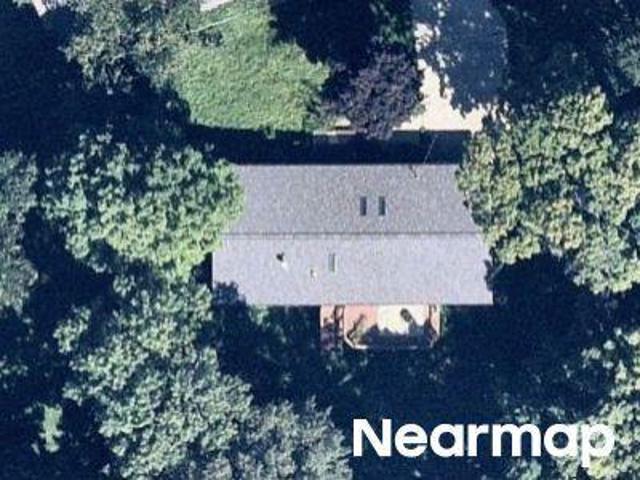 House for sale in Mound