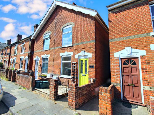 Apartment for rent in Hythe, Fordham Heath
