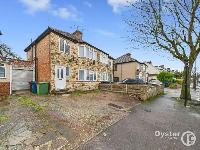House for rent in London Borough of Harrow, Greater London