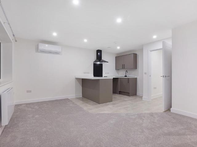 Apartment for rent in Snipeshill, Oad Street