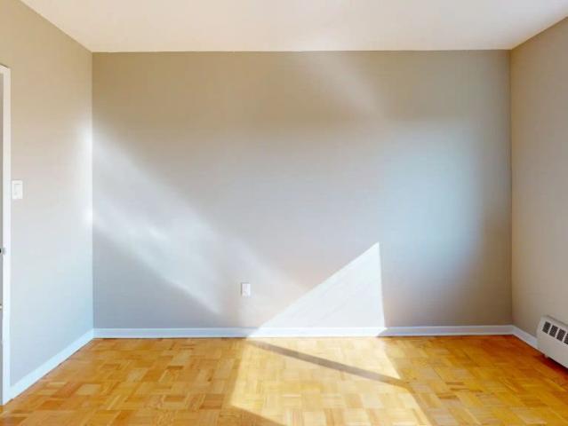 Apartment for rent in Mulhurst Bay, Ontario