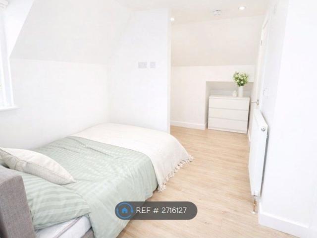 Room for rent in Brompton, Gillingham