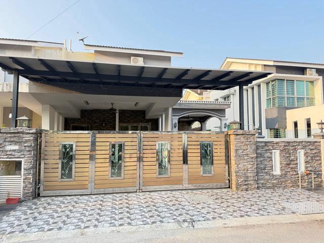 Residential House for sale in Sendayan Village, Negeri Sembilan