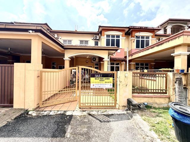 Terraced House for sale in Tanjong Sepat, Selangor
