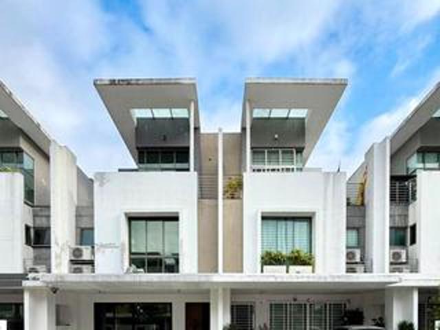 Terraced House for sale in Tanjong Sepat, Selangor