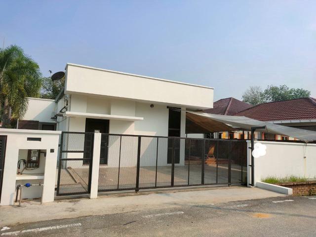 Bungalow for sale in Selayang, Selangor