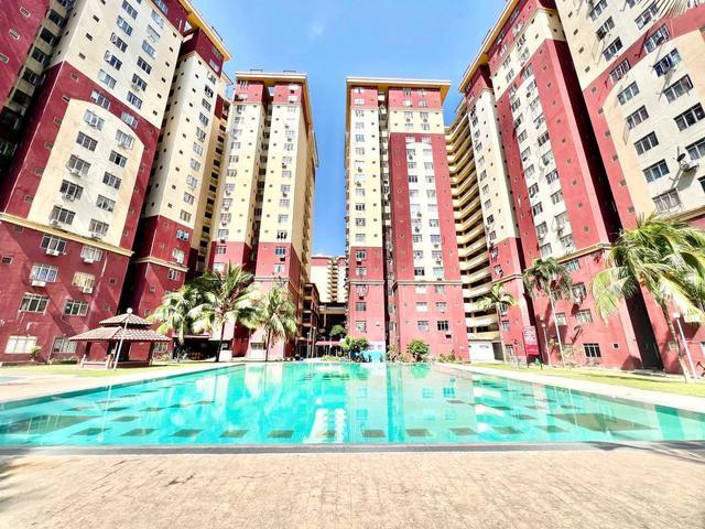 Apartment for sale in Petaling, Damansara Damai