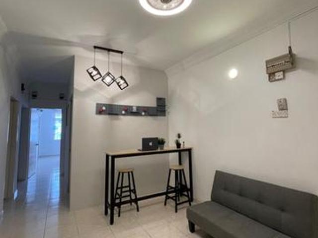 Apartment for sale in Petaling, Damansara Damai