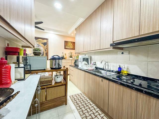 Apartment for sale in Tanjong Sepat, Selangor