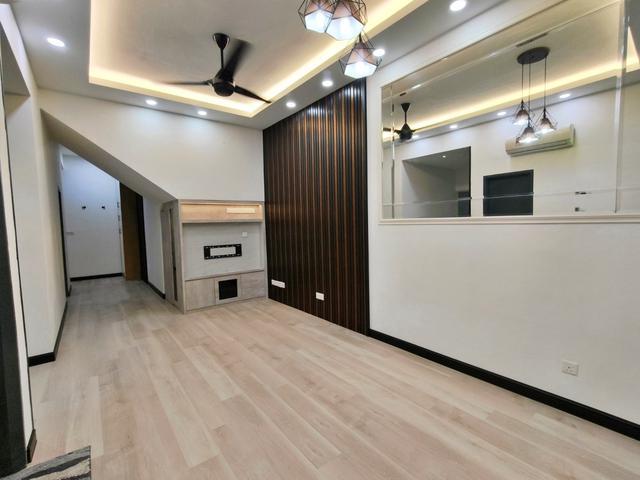Townhouse for sale in Tanjong Sepat, Selangor