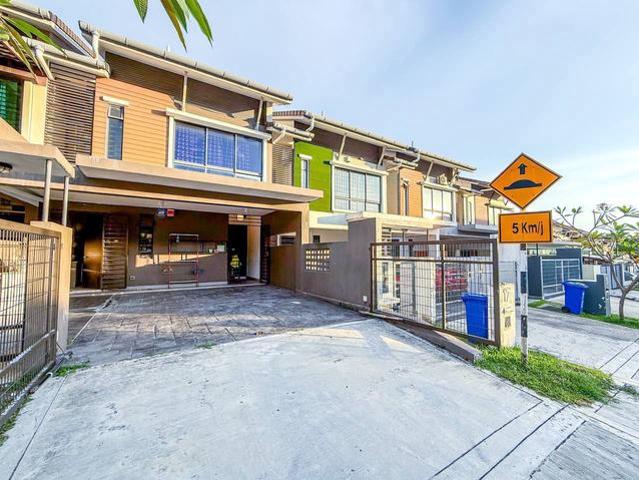 Terraced House for sale in Petaling, Alam Impian