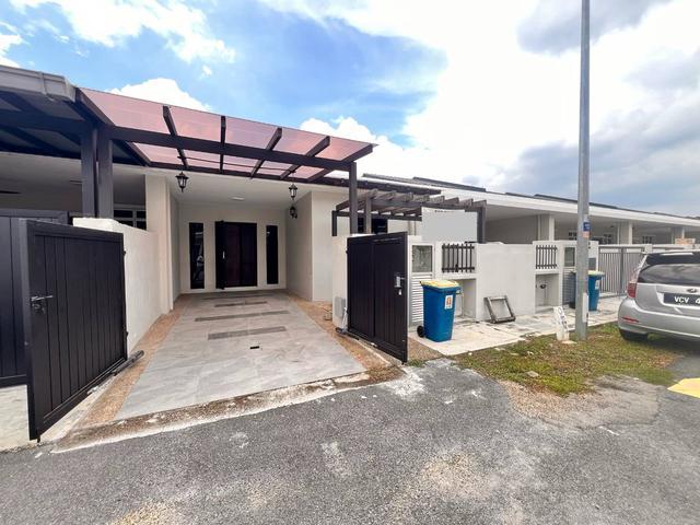 Terraced House for sale in Zon Perindustrian Bebas Telok Panglima Garang, Teluk Panglima Garang