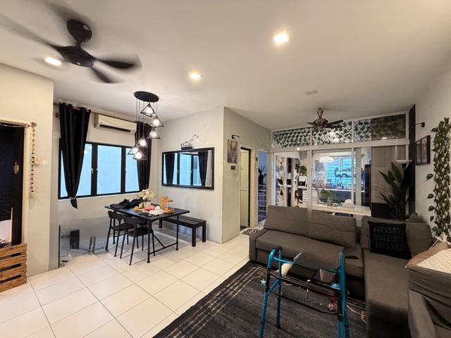 Townhouse for sale in Petaling, Subang Jaya