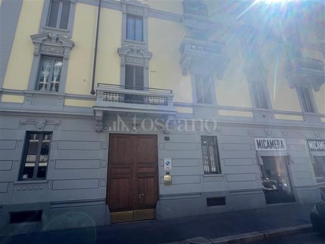 Box in affitto a Municipio 9, Milano