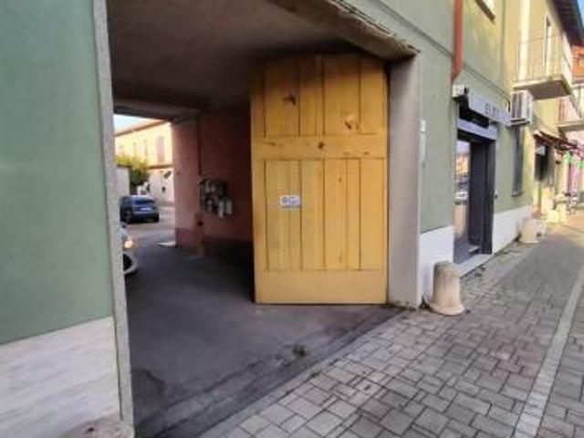 Capannone in affitto a Biassono