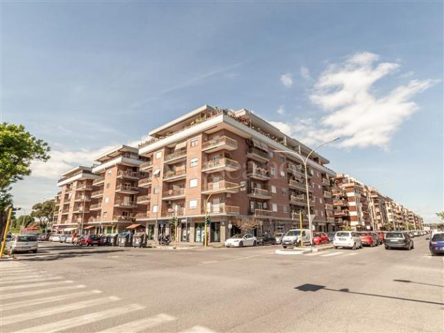 Box in vendita a Lido di Ostia, Roma Capitale