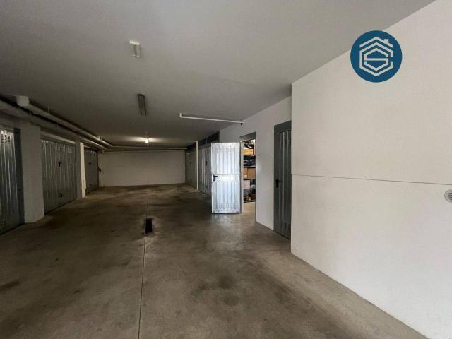 Box in vendita a Santa Maria, Campi Bisenzio