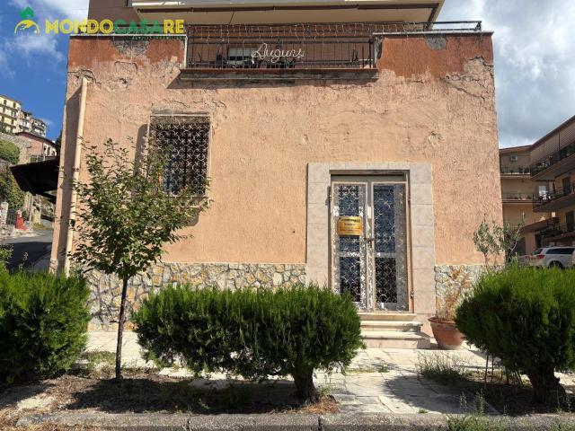Capannone in vendita a Palombara Sabina, Roma Capitale