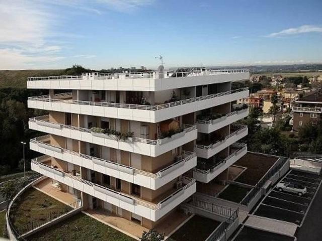 Box in vendita a Settebagni, Roma Capitale