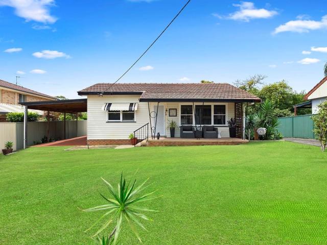 House for rent in Canton Beach, New South Wales