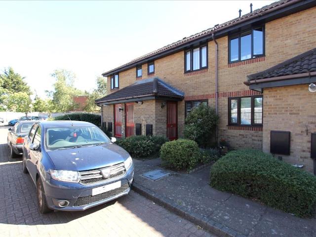 House for rent in Freezywater, Greater London